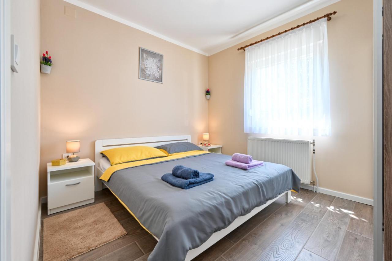 Cvetkova Hiza Sa Jacuzzijem Villa Tuheljske Toplice Dış mekan fotoğraf