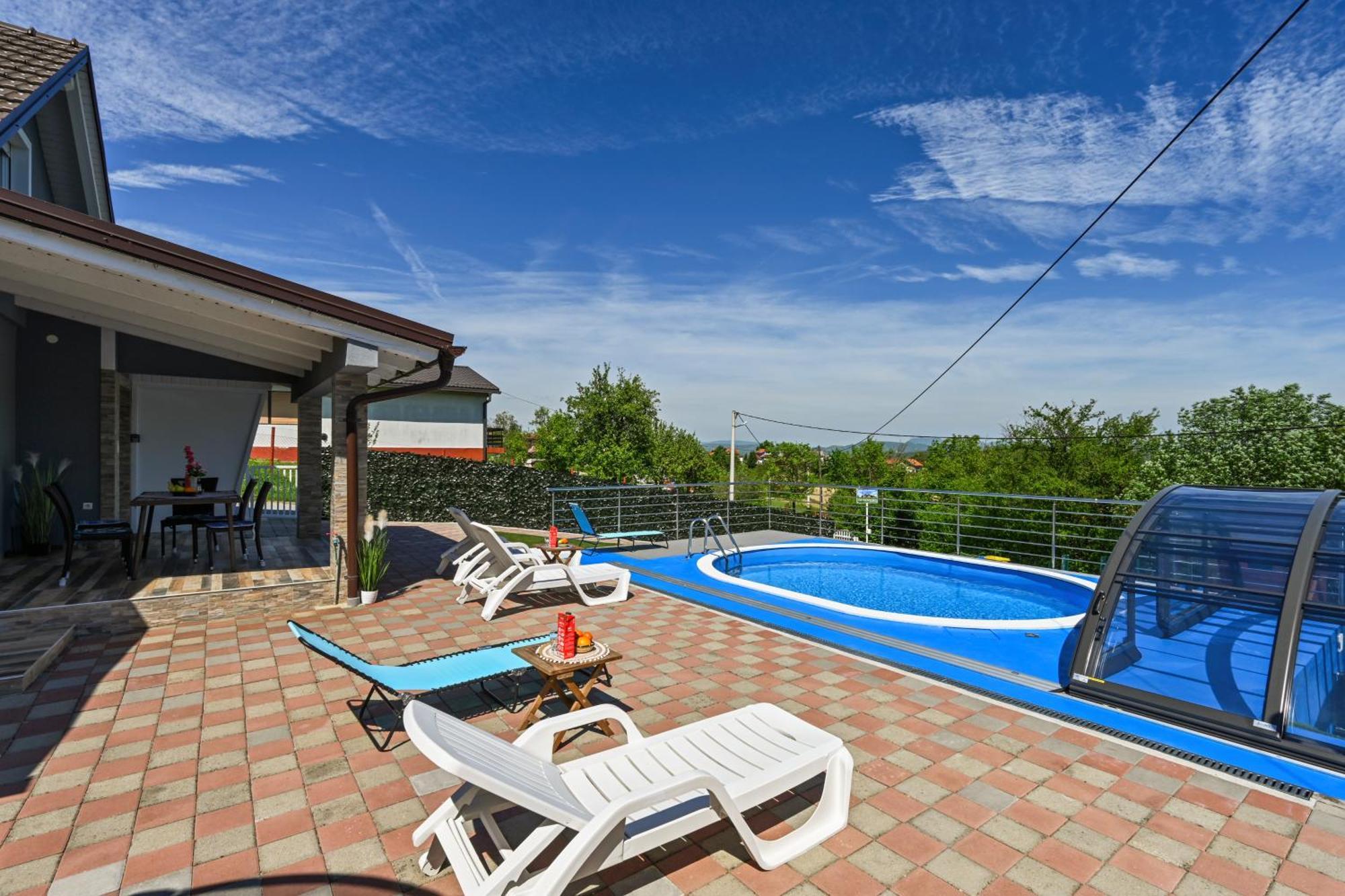 Cvetkova Hiza Sa Jacuzzijem Villa Tuheljske Toplice Dış mekan fotoğraf