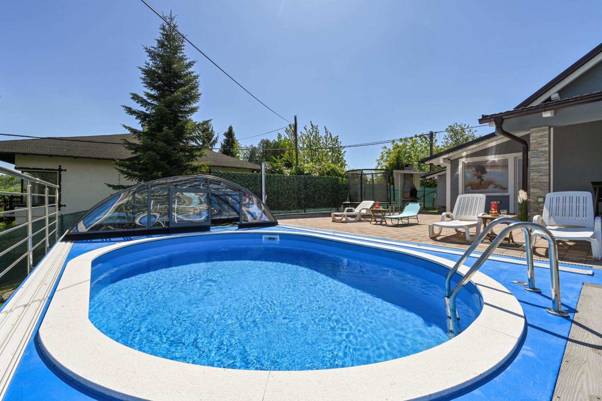 Cvetkova Hiza Sa Jacuzzijem Villa Tuheljske Toplice Dış mekan fotoğraf