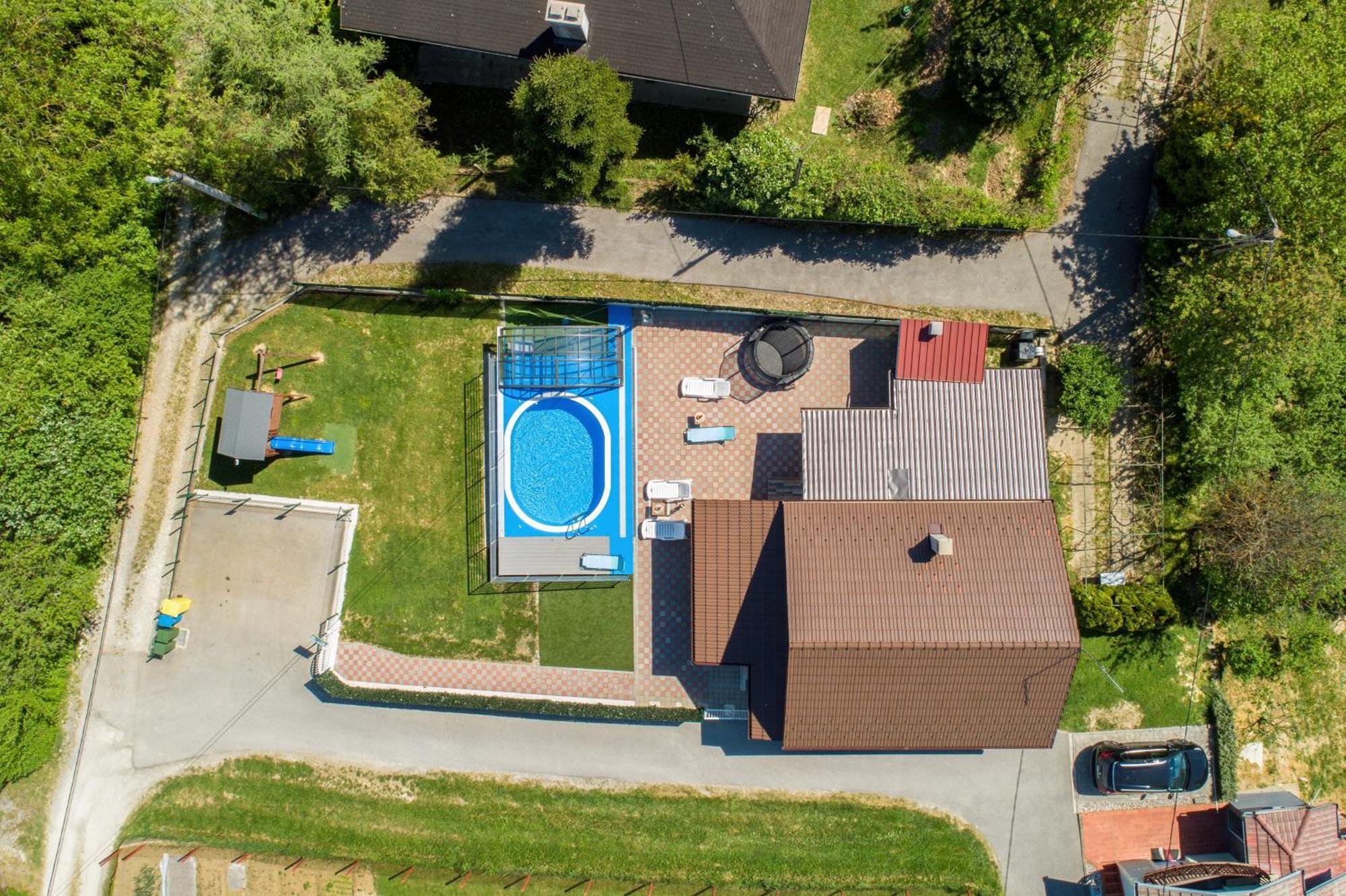 Cvetkova Hiza Sa Jacuzzijem Villa Tuheljske Toplice Dış mekan fotoğraf